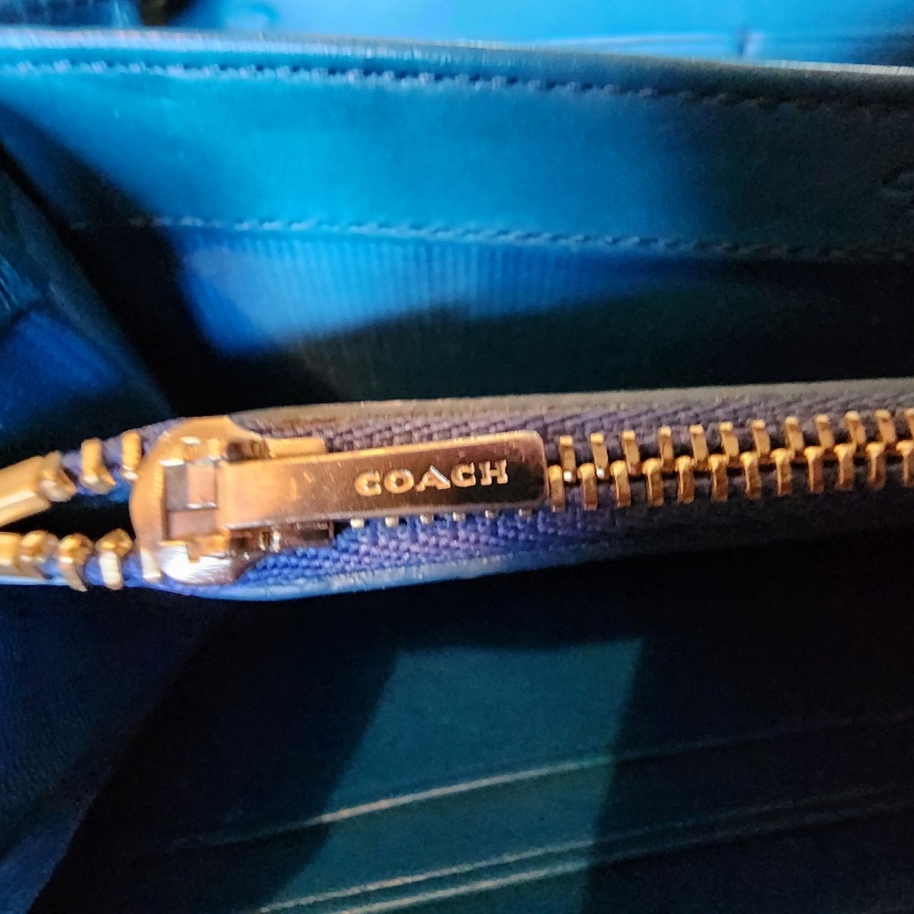 COACH F54757 ACCORDION ZIP WALLET IN CROCODILE EMBOSSED LEATHER Gold/teal - Picture 8 of 10